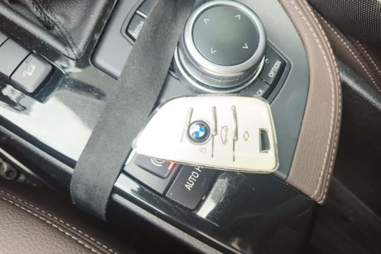 Used BMW X1 2022 Updated xDrive25Li Premium Edition Interior 1