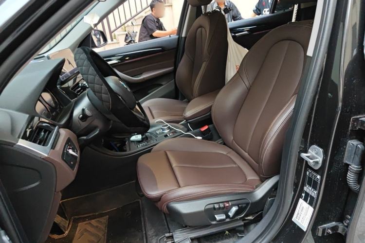 Used BMW X1 2022 sDrive20Li Fashion Model Left Front Seat