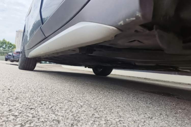 Used BMW X1 2022 Updated xDrive25Li Premium Edition Left Side Sill