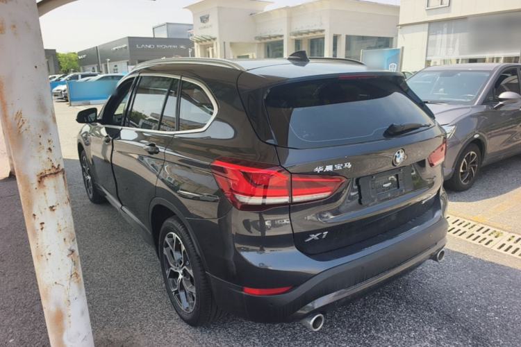 Used BMW X1 2022 sDrive25Li Leading Model Rear Left 45 Deg