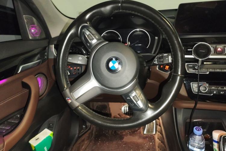 Used BMW X1 2022 sDrive25Li Leading Model Steering Wheel