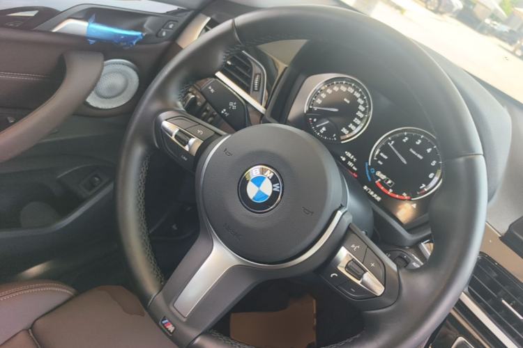 Used BMW X1 2022 sDrive25Li Leading Model Steering Wheel
