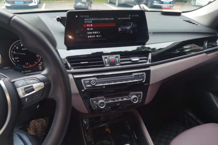 Used BMW X1 2022 sDrive20Li Luxury Model Audio And AC Panel