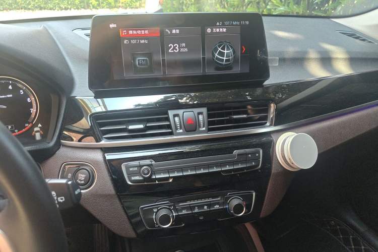 Used BMW X1 2022 sDrive20Li Fashion Model Audio And AC Panel