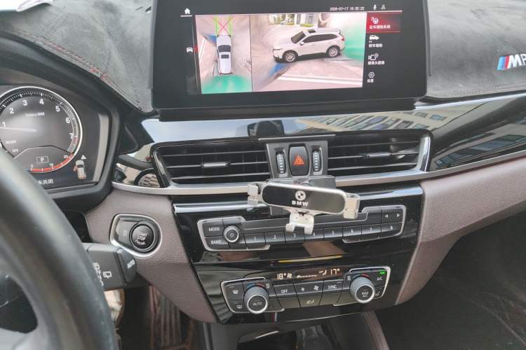 Used BMW X1 2022 sDrive25Li Leading Model Audio And AC Panel