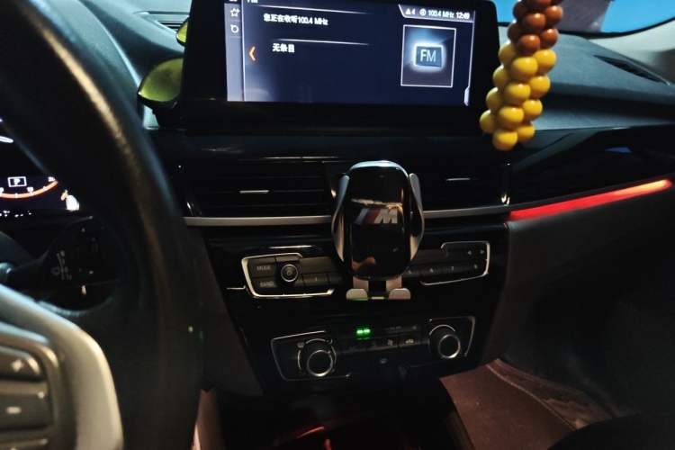 Used BMW X1 2022 sDrive20Li Fashion Model Audio And AC Panel