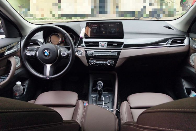 Used BMW X1 2022 sDrive25Li Leading Model Center Console