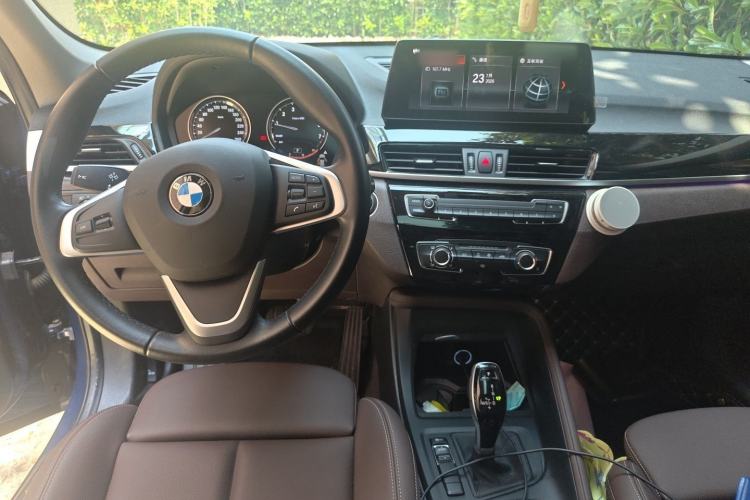 Used BMW X1 2022 sDrive20Li Fashion Model Center Console