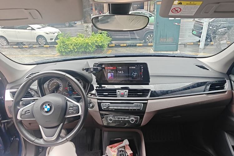 Used BMW X1 2022 sDrive20Li Fashion Model Center Console