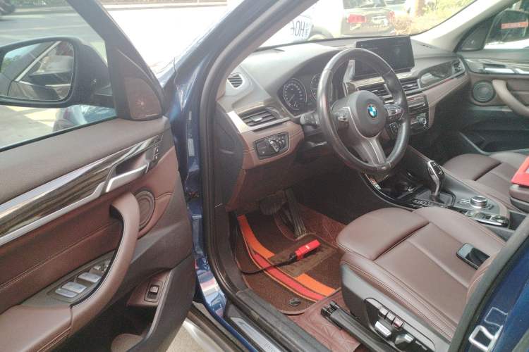 Used BMW X1 2022 Updated xDrive25Li Premium Edition Driver Seat