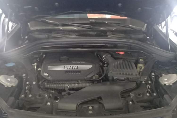Used BMW X1 2022 sDrive25Li Leading Model Engine Bay