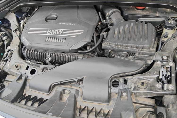 Used BMW X1 2022 sDrive25Li Leading Model Engine Bay