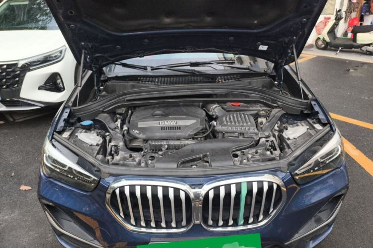 Used BMW X1 2022 sDrive20Li Fashion Model Engine Bay