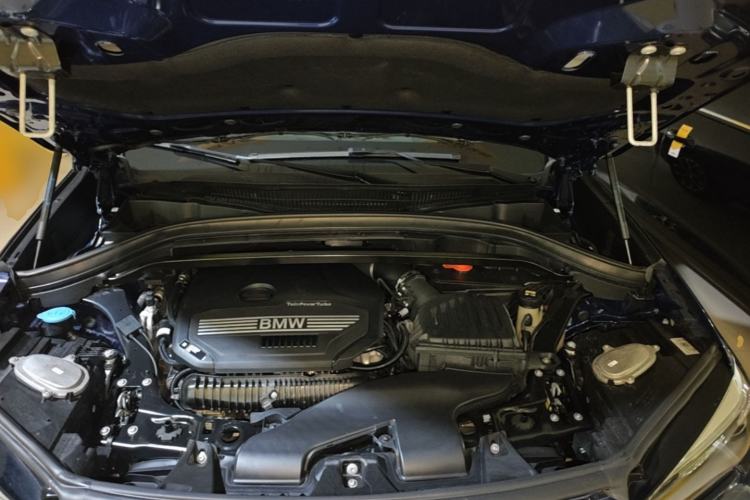 Used BMW X1 2022 sDrive25Li Leading Model Engine Bay