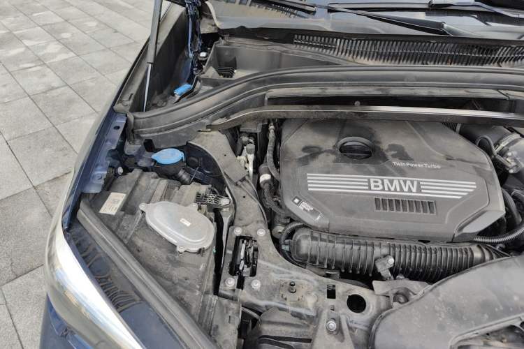 Used BMW X1 2022 sDrive25Li Leading Model Engine Bay Right
