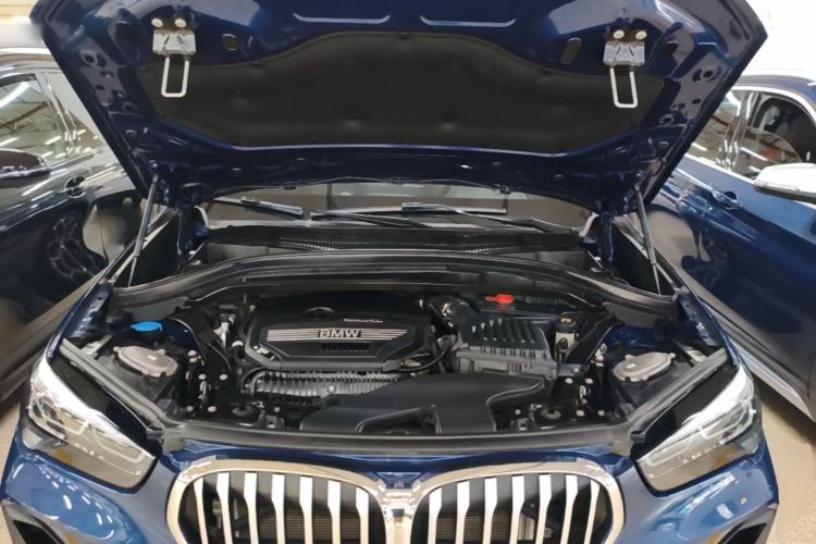 Used BMW X1 2022 sDrive25Li Leading Model Engine Bay