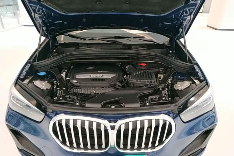 Used BMW X1 2022 sDrive25Li Leading Model Engine Bay