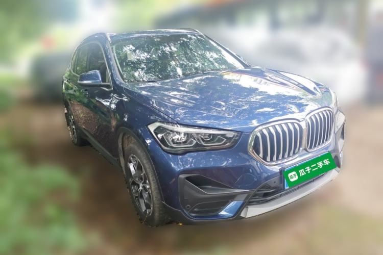 Used BMW X1 2022 sDrive25Li Leading Model Front Right 45 Deg