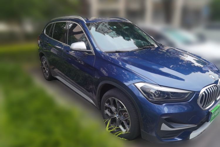 Used BMW X1 2022 sDrive20Li Luxury Model Front Right 45 Deg