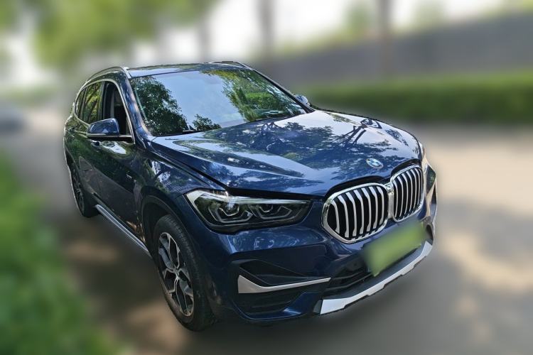 Used BMW X1 2022 sDrive25Li Leading Model Front Right 45 Deg