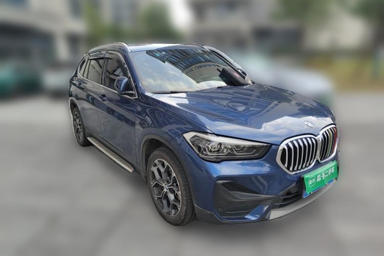 Used BMW X1 2022 sDrive25Li Leading Model Front Right 45 Deg