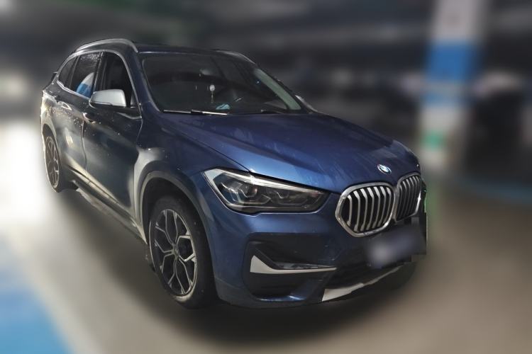 Used BMW X1 2022 sDrive20Li Fashion Model Front Right 45 Deg