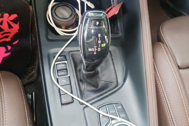 Used BMW X1 2022 sDrive25Li Leading Model Gear Lever