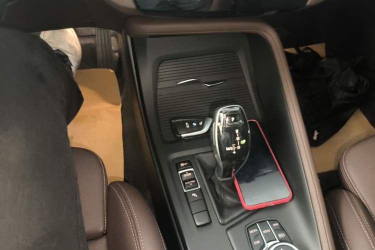 Used BMW X1 2022 sDrive25Li Leading Model Gear Lever
