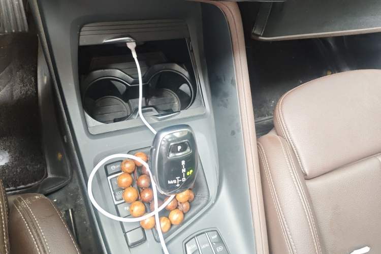 Used BMW X1 2022 sDrive25Li Leading Model Gear Lever
