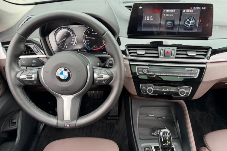 Used BMW X1 2022 sDrive25Li Leading Model Interior 11