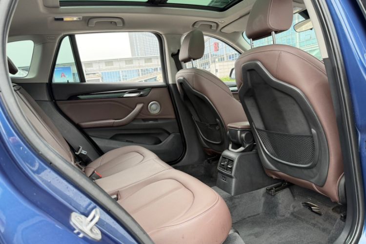 Used BMW X1 2022 sDrive25Li Leading Model Interior 4