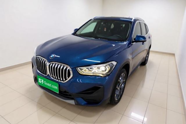 BMW X1 2022 sDrive25Li Leading Model مستعملة
