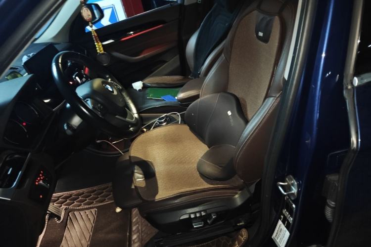 Used BMW X1 2022 sDrive20Li Fashion Model Left Front Seat