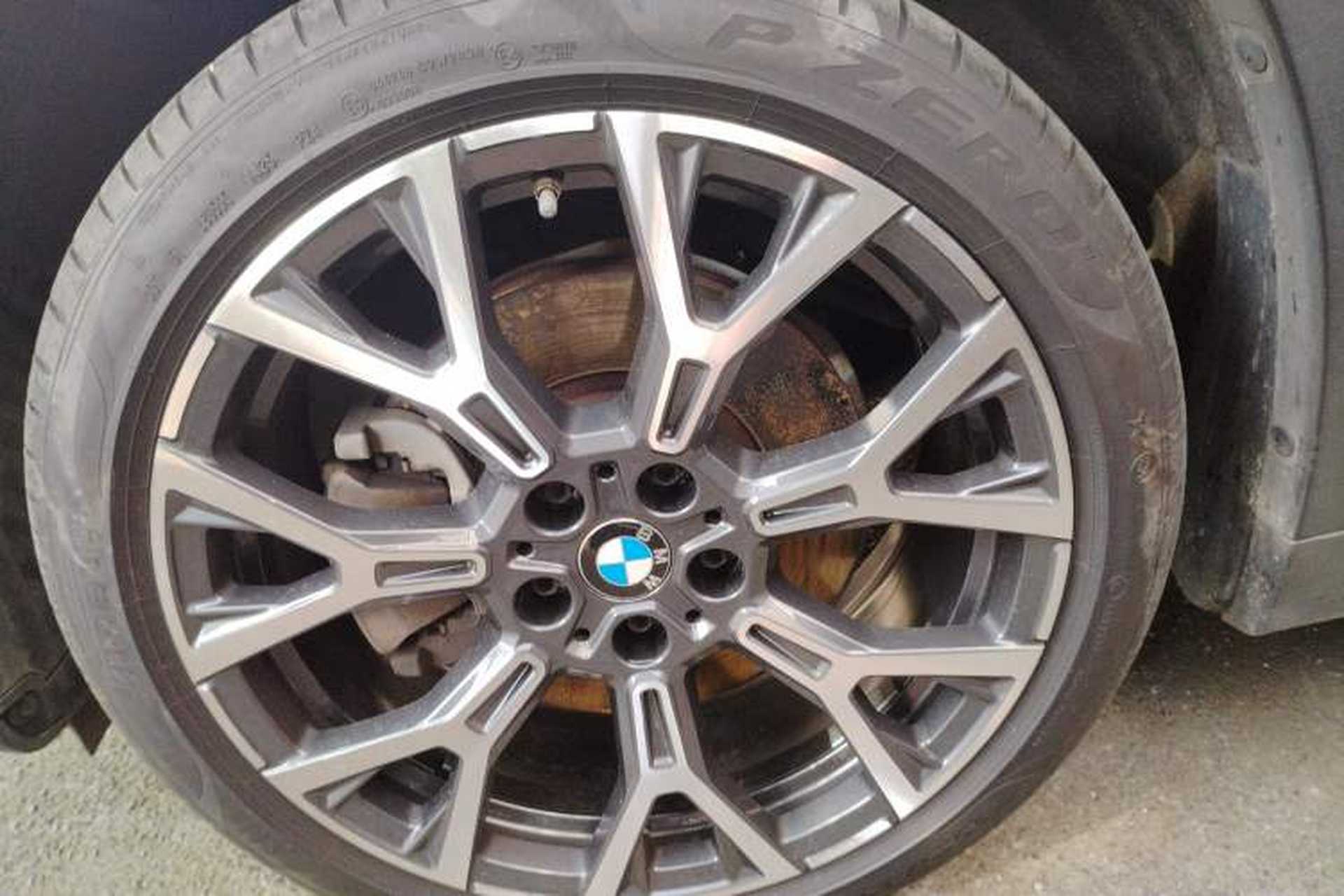 Used BMW X1 2022 Updated xDrive25Li Premium Edition Left Front Wheel Hub