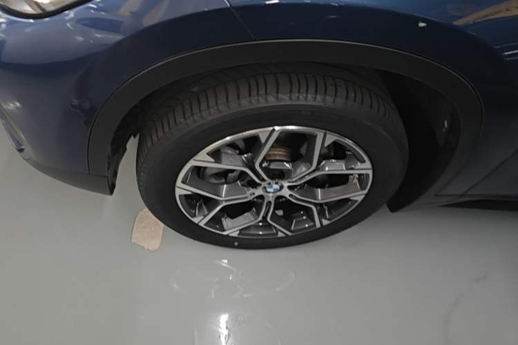 Used BMW X1 2022 sDrive25Li Leading Model Left Front Wheel Hub