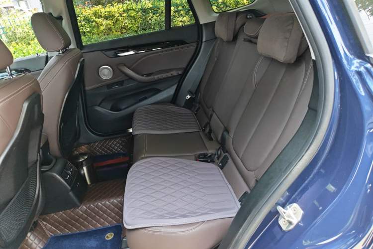 Used BMW X1 2022 sDrive25Li Leading Model Left Rear Seat