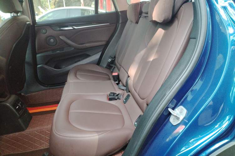Used BMW X1 2022 Updated xDrive25Li Premium Edition Left Rear Seat