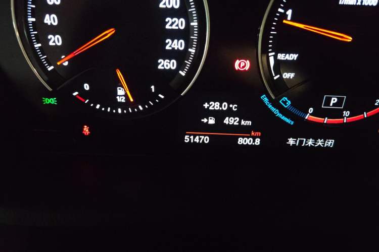 Used BMW X1 2022 sDrive25Li Leading Model Odometer Close Up