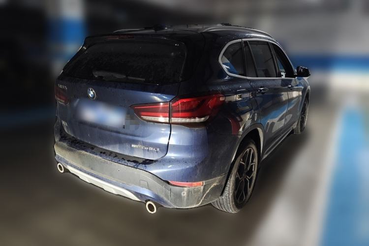 Used BMW X1 2022 sDrive20Li Fashion Model Rear Right 45 Deg