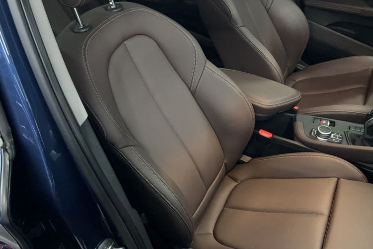 Used BMW X1 2022 sDrive25Li Leading Model Right Front Seat