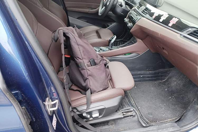 Used BMW X1 2022 sDrive25Li Leading Model Right Front Seat