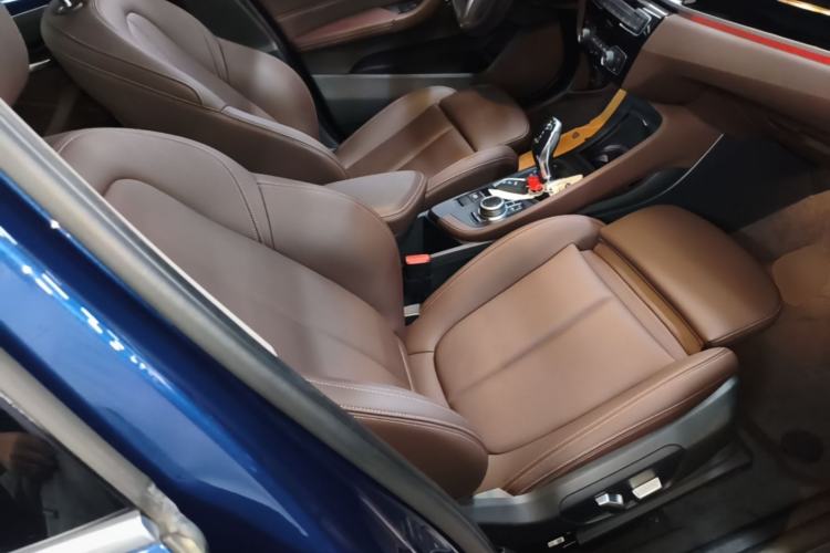 Used BMW X1 2022 sDrive25Li Leading Model Right Front Seat