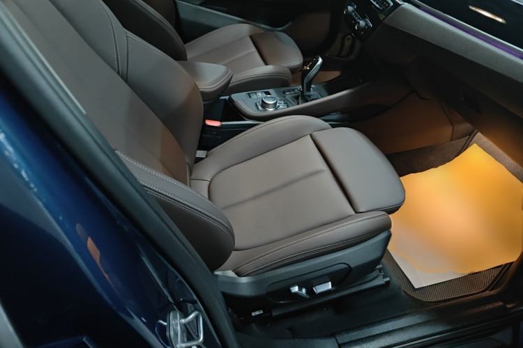 Used BMW X1 2022 sDrive25Li Leading Model Right Front Seat