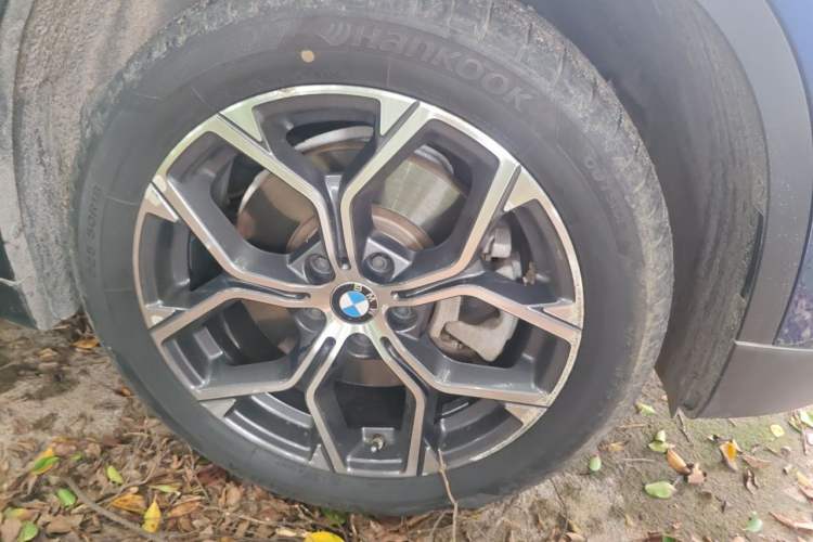 Used BMW X1 2022 sDrive25Li Leading Model Right Front Wheel Hub