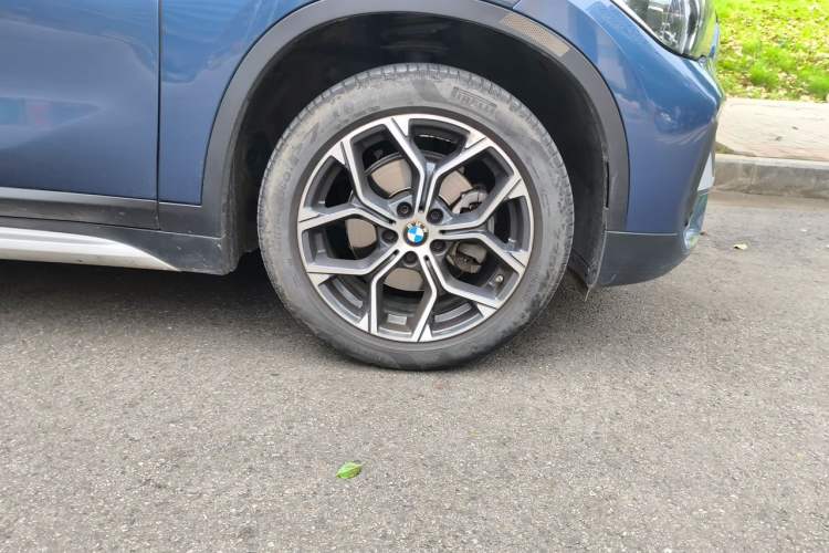 Used BMW X1 2022 sDrive20Li Luxury Model Right Front Wheel Hub