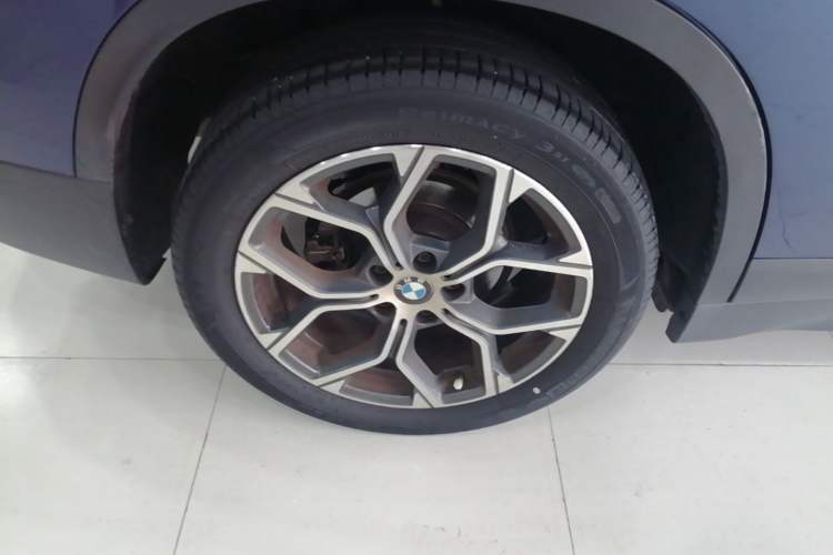 Used BMW X1 2022 sDrive25Li Leading Model Right Rear Wheel Hub