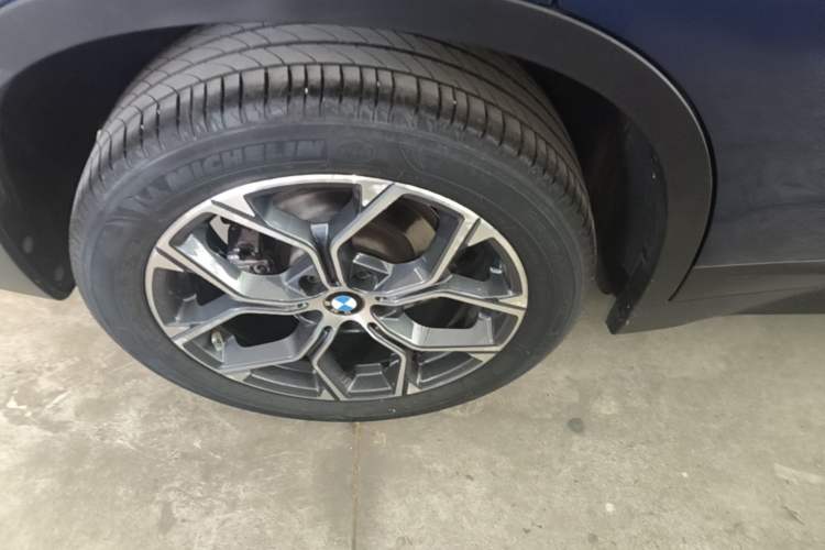 Used BMW X1 2022 sDrive25Li Leading Model Right Rear Wheel Hub