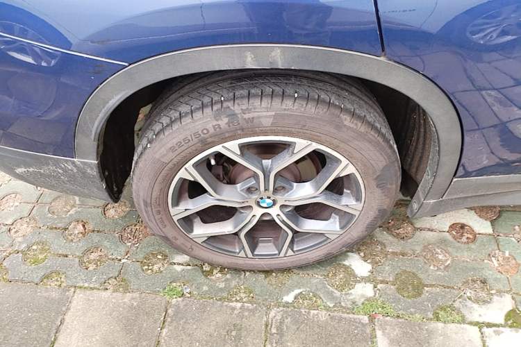 Used BMW X1 2022 sDrive25Li Leading Model Right Rear Wheel Hub