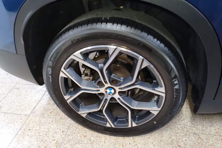 Used BMW X1 2022 sDrive25Li Leading Model Right Rear Wheel Hub