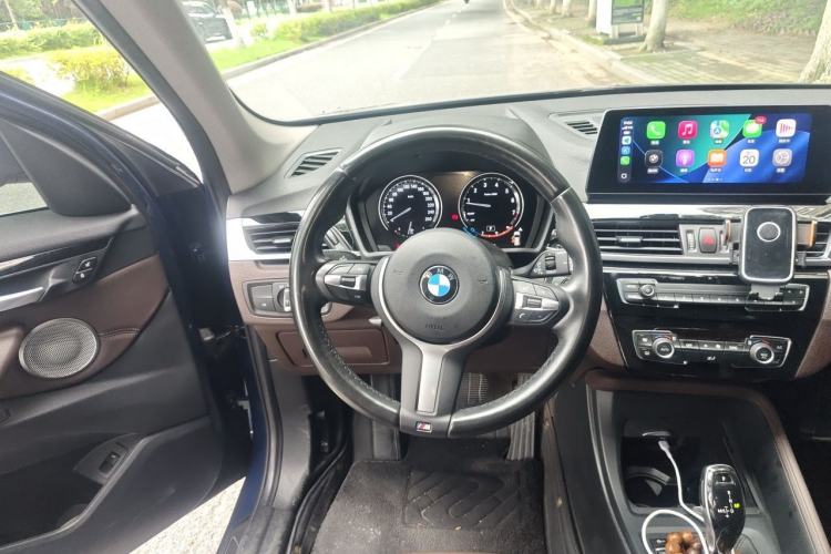 Used BMW X1 2022 sDrive25Li Leading Model Steering Wheel